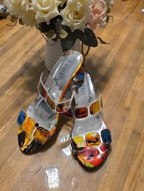 Fashion Multicolor Leather Slip-On Mules with Painted Tile Accents